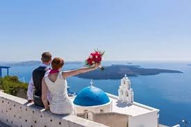 Spellbinding Santorini Sightseeing Tour Package