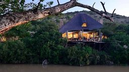 5 Days Cape Town Tour Package with Airfare